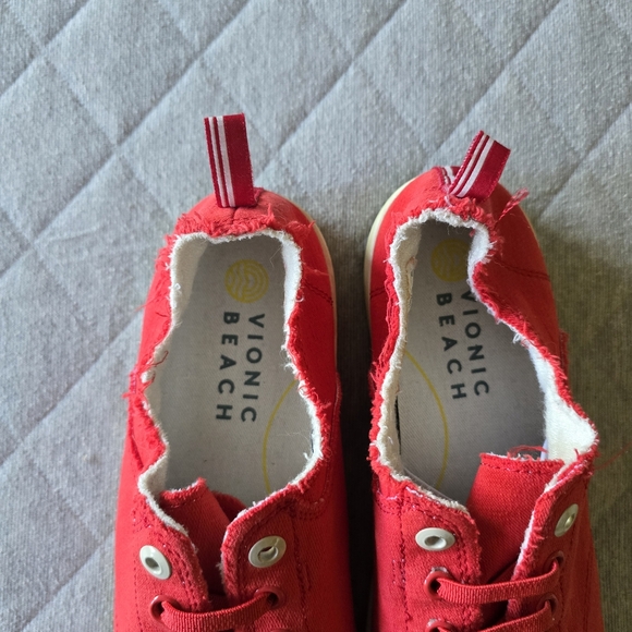 Vionic Beach Pismo Sneakers Size 9.5 Red/orange color - Picture 3 of 9